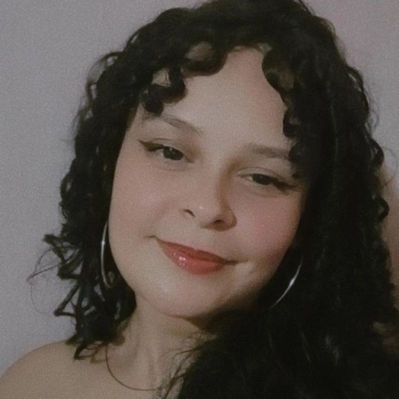Larissa Beatriz picture