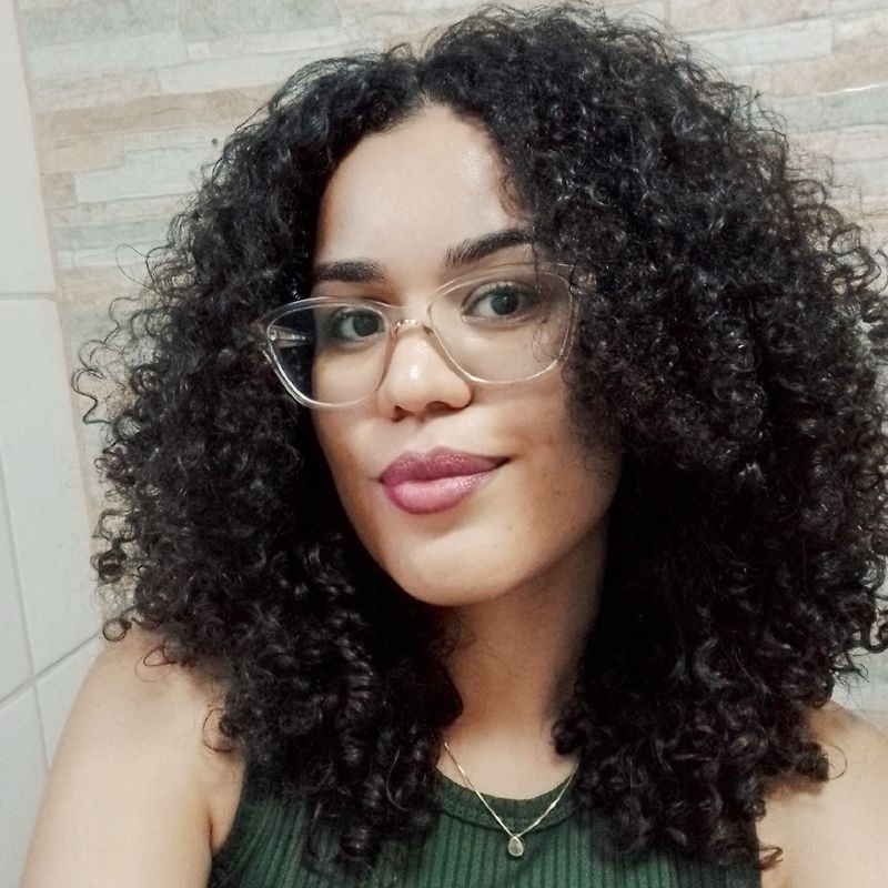 Luara Sousa picture