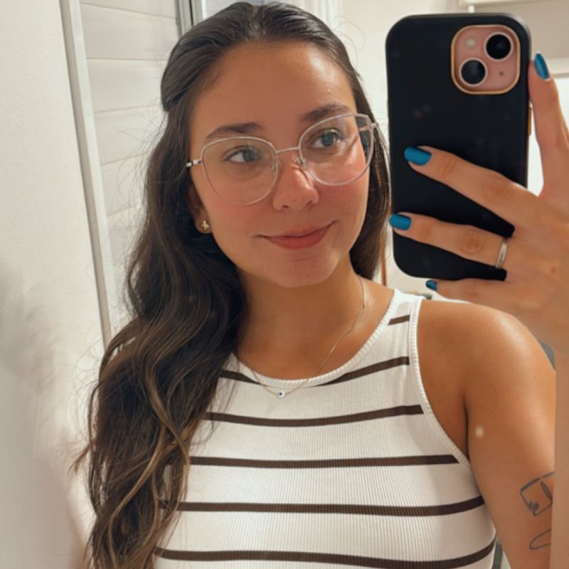 Alexia Messias picture