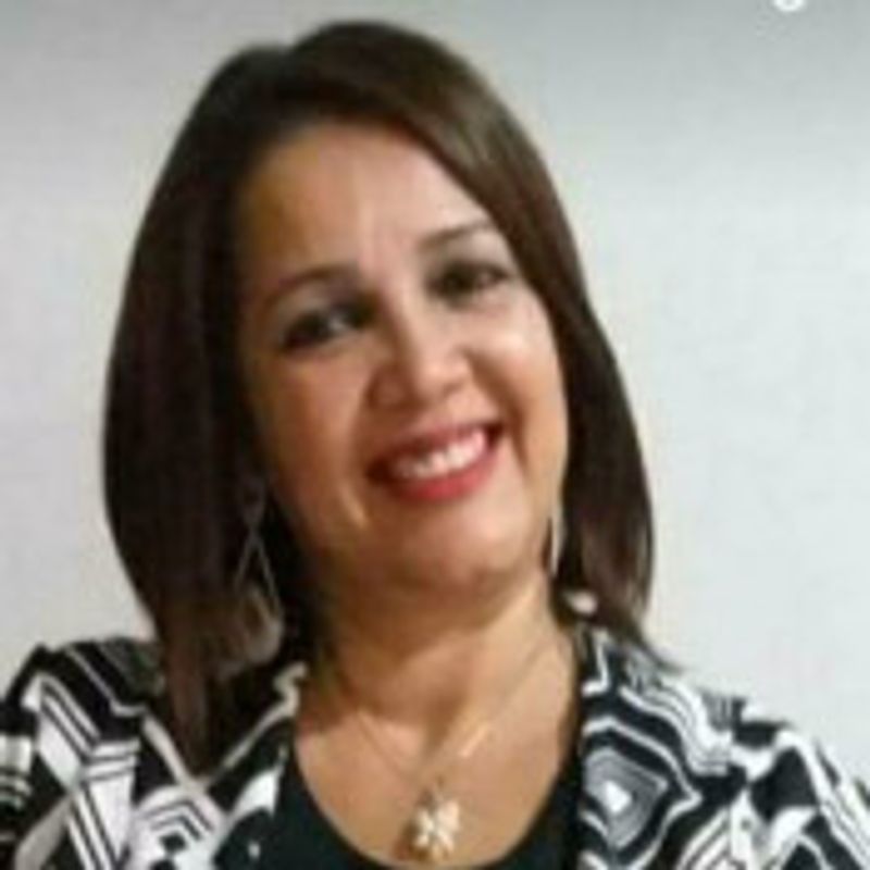 Karlla Débora Rodrigues de Moura picture