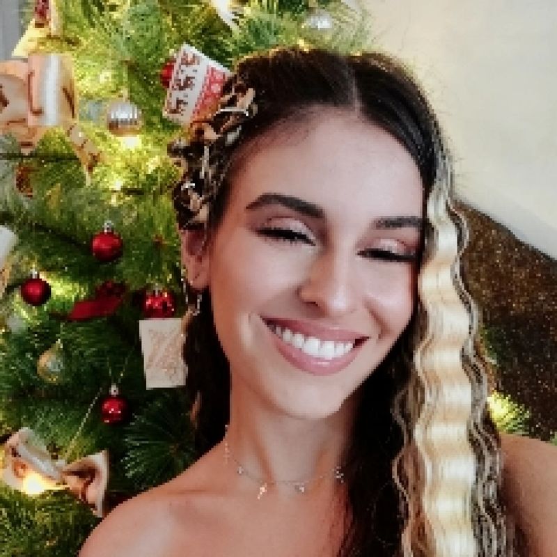 Júlia Lara Fernandes picture