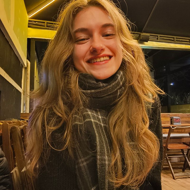 Sara picture