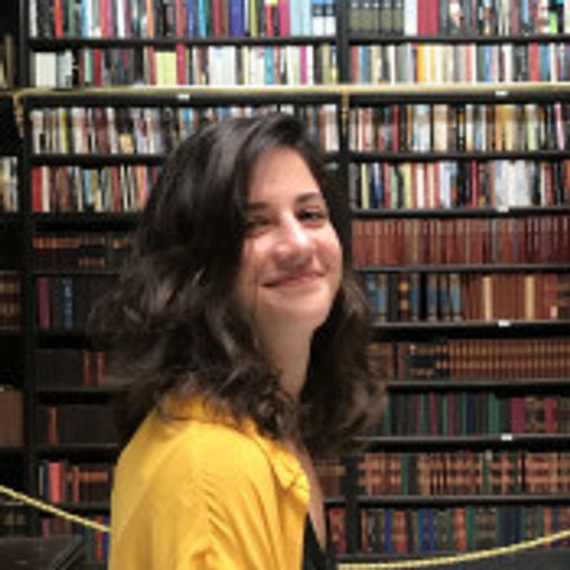 Julia Páteo picture