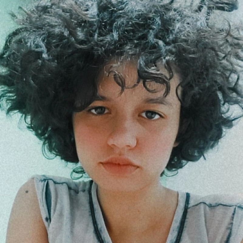 Nathalia Oliveira picture