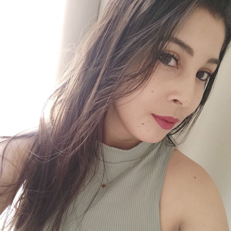 Bruna Oliveira picture