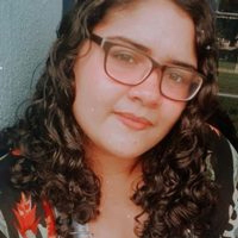 Adriane Lins picture