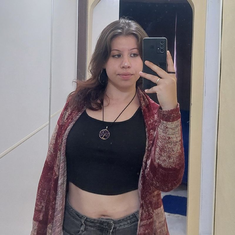 Letícia Andrade picture