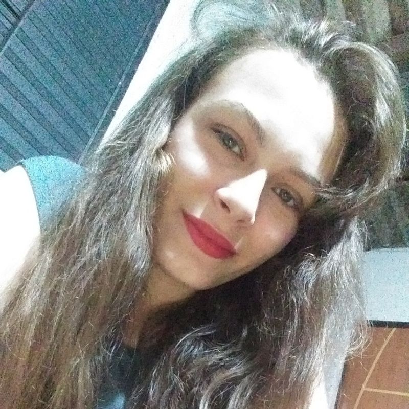 Aline Leite Nunes picture