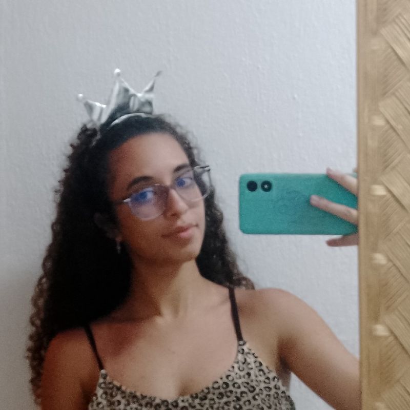 Laura Dias picture