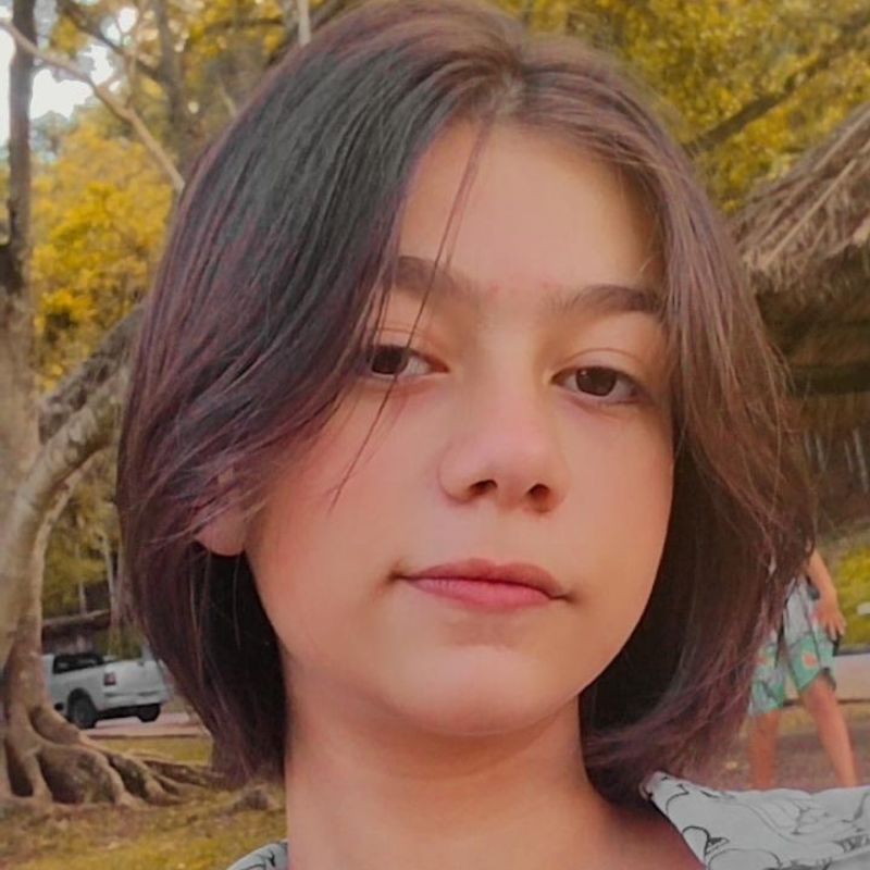 Larissa picture