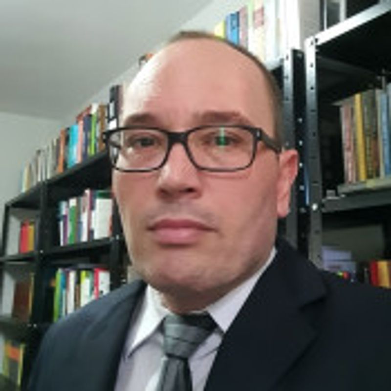 Michael L. dos Santos picture