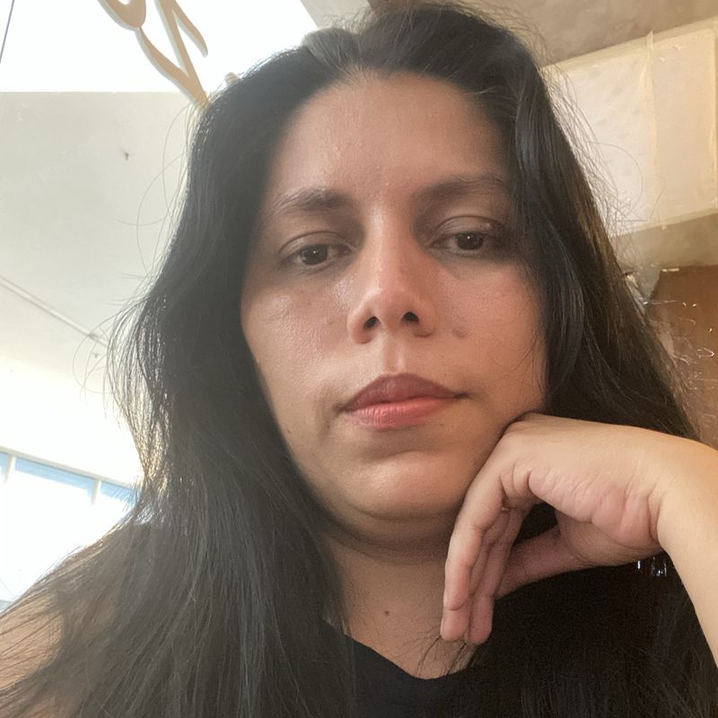 Suzana Linhares picture