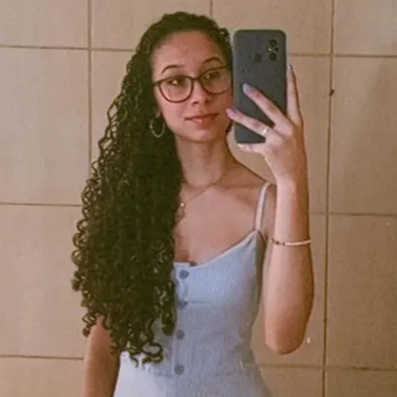 Julia Beatriz picture