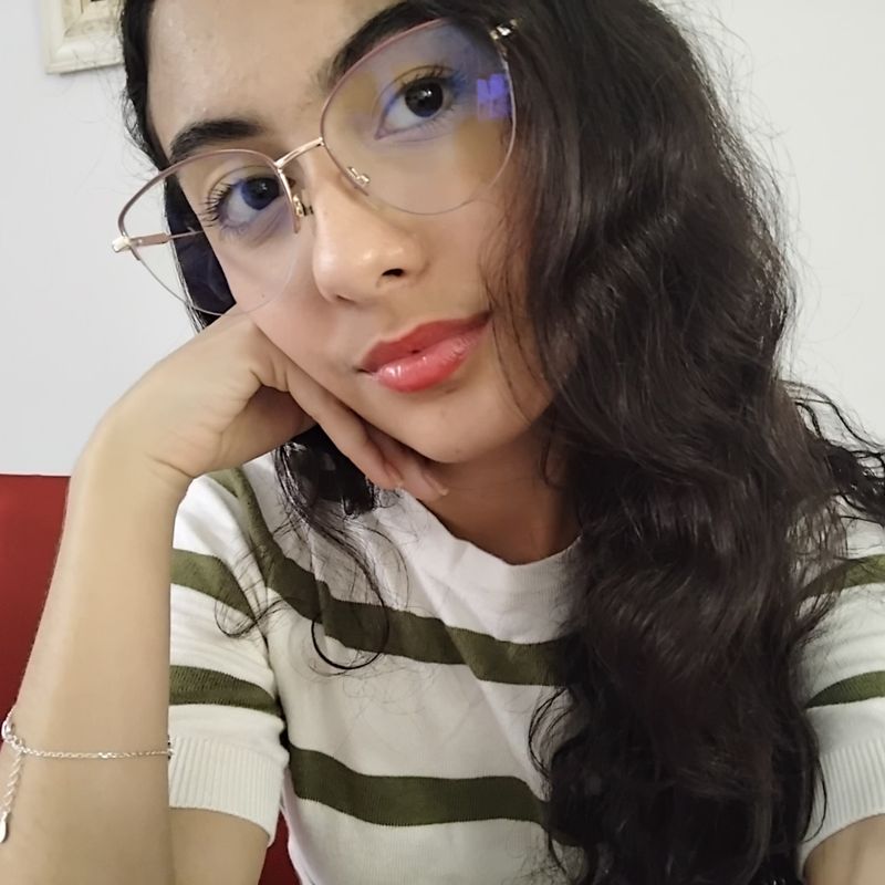 Larissa Oliveira picture
