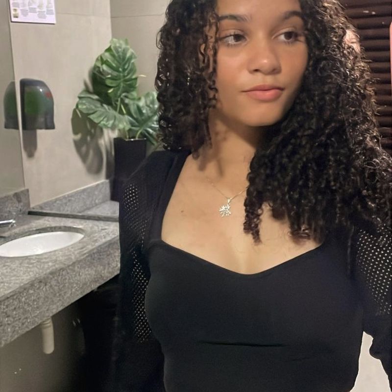 Nayara lopes picture