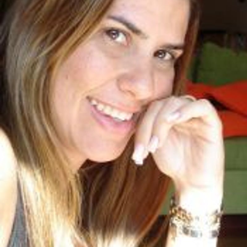 TATI FLORES picture
