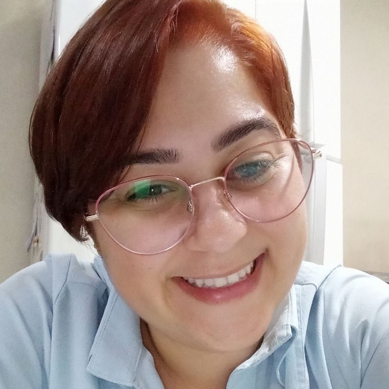 Aline da Cunha picture