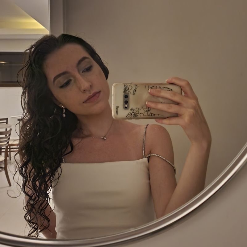 Letícia picture